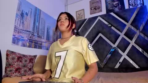 Snapshot of lizzy_sweet2 chatting on 10-15-25, 03:28 lizzy_sweet2 online show from 10-15-25, 03:28