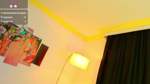 Liz  online show from 12-28-24, 07:44