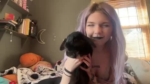 lizzybunny online show from 03-05-25, 01:50