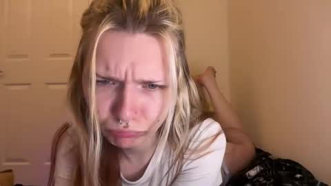 lizzybunny online show from 09-16-25, 07:15