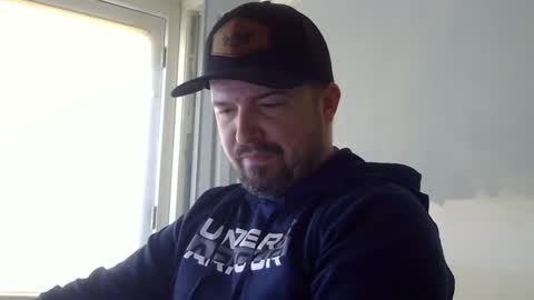 Snapshot of lj345689 chatting on 03-11-25, 04:18 lj345689 online show from 03-11-25, 04:18