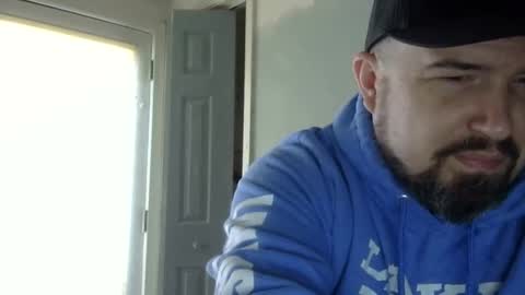 Snapshot of lj345689 chatting on 11-05-25, 03:45 lj345689 online show from 11-05-25, 03:45