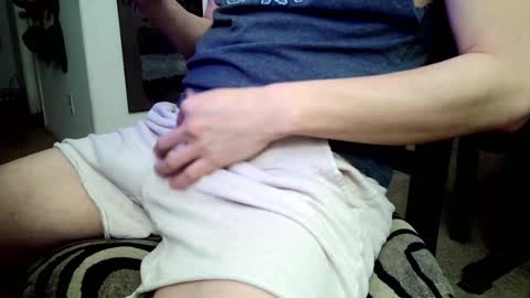 Snapshot of llcooljake69 chatting on 10-04-25, 11:41 LL Cool Jake online show from 10-04-25, 11:41