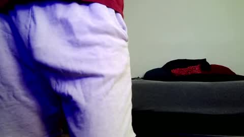 Snapshot of llcooljake69 chatting on 10-08-25, 07:50 LL Cool Jake online show from 10-08-25, 07:50