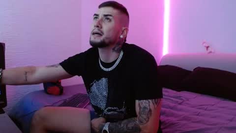 lliamm 2 online show from 01-30-25, 01:11