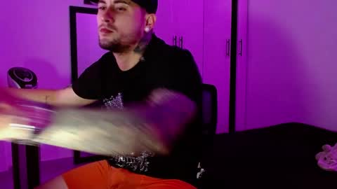 lliamm 2 online show from 05-04-26, 04:30