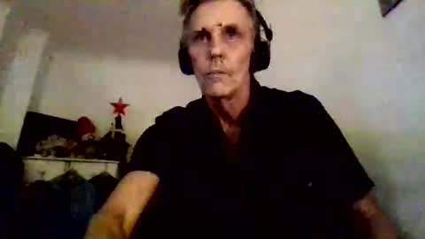 ellbee online show from 10-19-25, 09:26