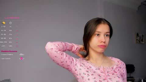 Arina online show from 02-06-25, 07:02