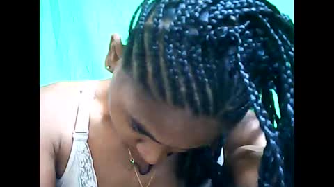 Snapshot of llouisse chatting on 04-14-26, 09:04 llouisse online show from 04-14-26, 09:04