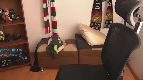 Lobito blanco Thefckingwolf main account online show from 01-09-26, 05:37