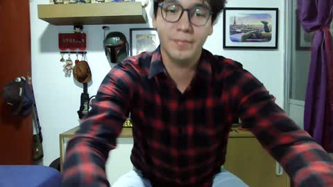 Snapshot of lobomx19 chatting on 12-09-24, 02:56 Lobo online show from 12-09-24, 02:56