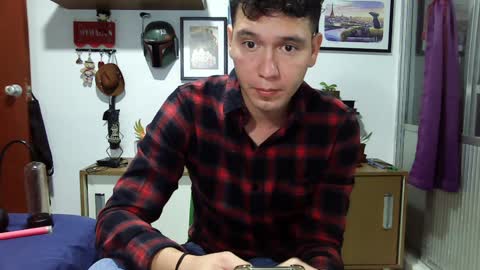 Snapshot of lobomx19 chatting on 12-17-24, 02:12 Lobo online show from 12-17-24, 02:12