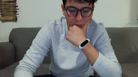 Snapshot of lobomx19 chatting on 02-04-25, 02:28 Lobo online show from 02-04-25, 02:28