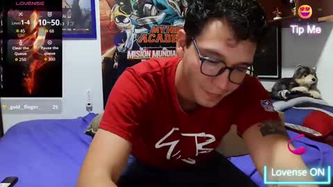 Snapshot of lobomx19 chatting on 09-28-25, 11:43 Lobo online show from 09-28-25, 11:43