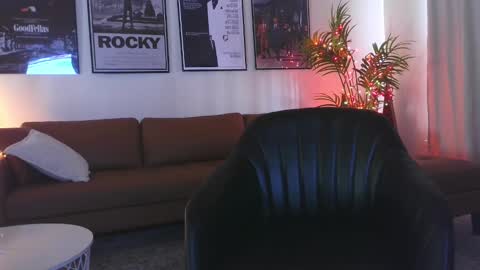 lockdownlove online show from 01-09-25, 03:34