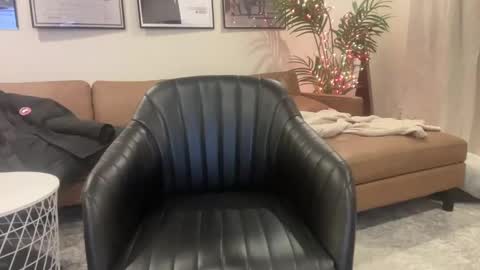 lockdownlove online show from 01-14-25, 08:59
