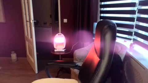 Snapshot of loebet chatting on 11-16-25, 03:39 Loebet online show from 11-16-25, 03:39