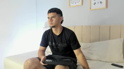 Snapshot of logan_9_ chatting on 03-21-26, 02:38 logan online show from 03-21-26, 02:38