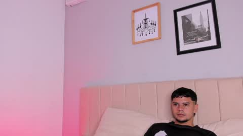 Snapshot of logan_9_ chatting on 04-14-26, 05:57 logan online show from 04-14-26, 05:57