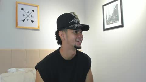 Snapshot of logan_9_ chatting on 04-27-26, 05:27 logan online show from 04-27-26, 05:27