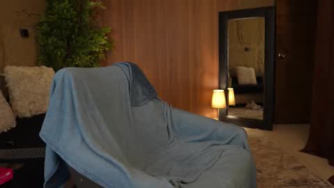 logan_cardenas1 online show from 10-05-25, 01:04