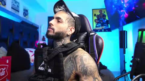 logan_hugh8 online show from 02-26-26, 03:05