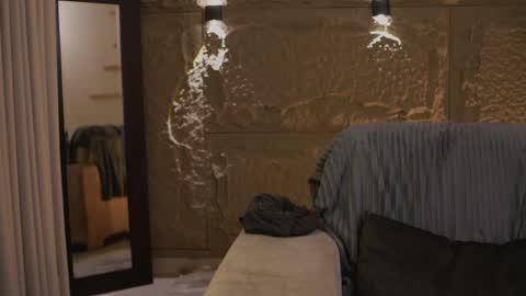 logan_varela online show from 10-09-25, 09:18