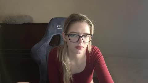 Logan and Katana online show from 03-19-26, 01:04