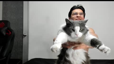 Logan online show from 10-01-25, 07:47