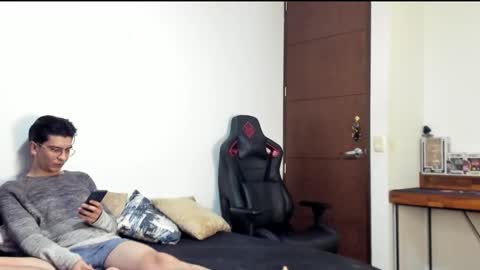 Logan online show from 10-22-25, 07:52