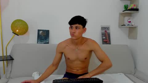 loganoficialx online show from 10-22-25, 01:22