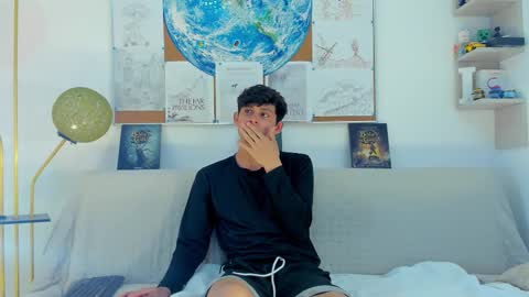 loganoficialx online show from 02-01-26, 05:11