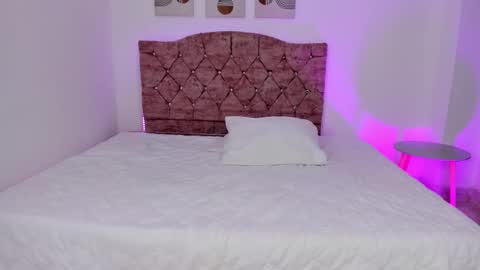 Snapshot of loganryder1 chatting on 10-18-25, 12:06 LoganRyder1 online show from 10-18-25, 12:06