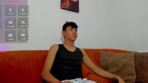 logantwink18 online show from 09-25-25, 12:14