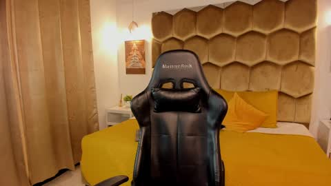 Logan Wolf online show from 04-01-26, 12:06