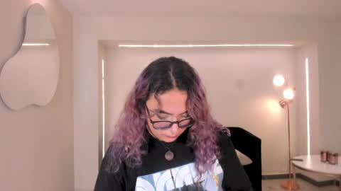 Loise online show from 05-16-26, 08:18