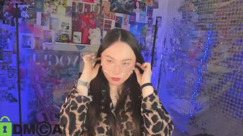 Lola online show from 02-03-26, 11:04