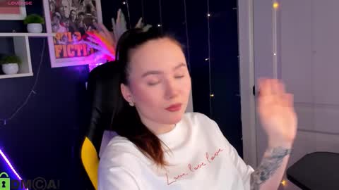 Lola online show from 02-04-26, 10:21