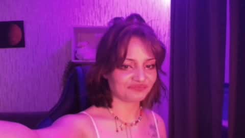 lola online show from 02-13-25, 02:31