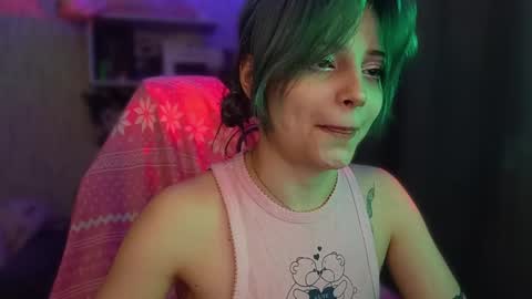 lola online show from 12-01-25, 05:45