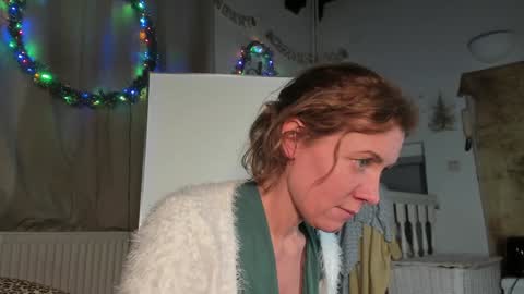 lola_belgium online show from 01-15-25, 05:26