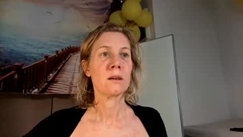 lola_belgium online show from 05-11-26, 02:45