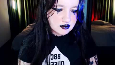 Lola Chi online show from 11-12-25, 09:25