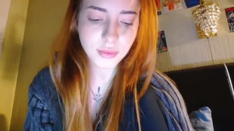 Lola online show from 02-24-25, 10:58
