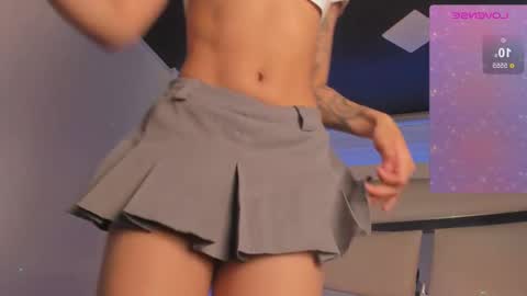 Snapshot of lola_js chatting on 09-25-25, 09:51 lola_js online show from 09-25-25, 09:51