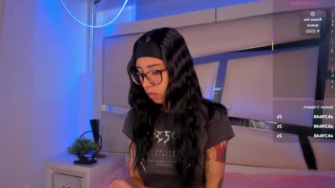 Snapshot of lola_js chatting on 12-02-25, 09:54 lola_js online show from 12-02-25, 09:54