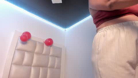 lola_js online show from 07-03-26, 12:00
