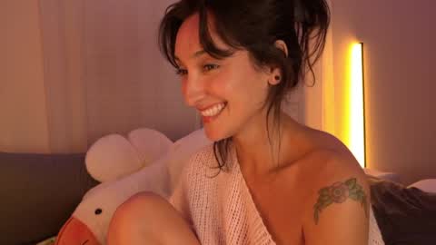 Snapshot of lola_la_lita chatting on 04-28-26, 02:27 lola_la_lita online show from 04-28-26, 02:27