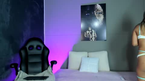 Snapshot of lola_red956680 chatting on 03-05-26, 08:05 lola red online show from 03-05-26, 08:05