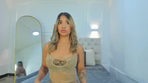 Snapshot of lola_red956680 chatting on 04-06-26, 07:26 lola red online show from 04-06-26, 07:26
